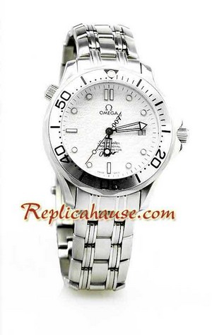 Omega Seamaster Professional 007 Swiss Watch 03